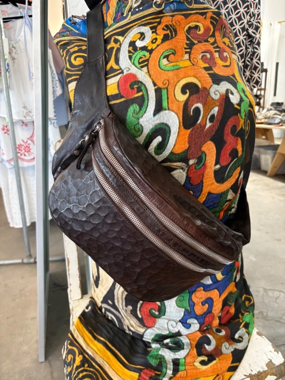 Campomaggi Tasso Marsupio Embossed Leather Crossbody Bag in Moro
